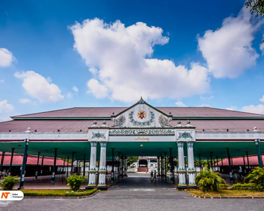 Keraton Yogyakarta​ - Sewa mobil yogyakarta