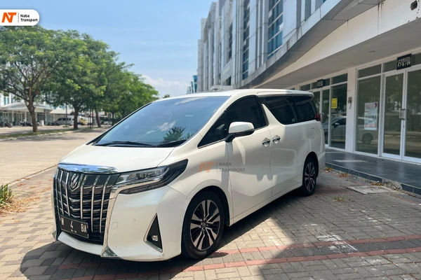 tampilan depan - sewa alphard