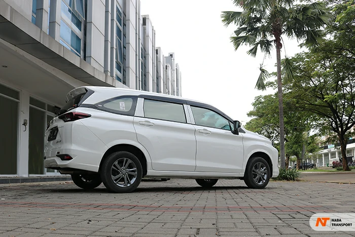 XENIA TAMPAK SAMPING 1