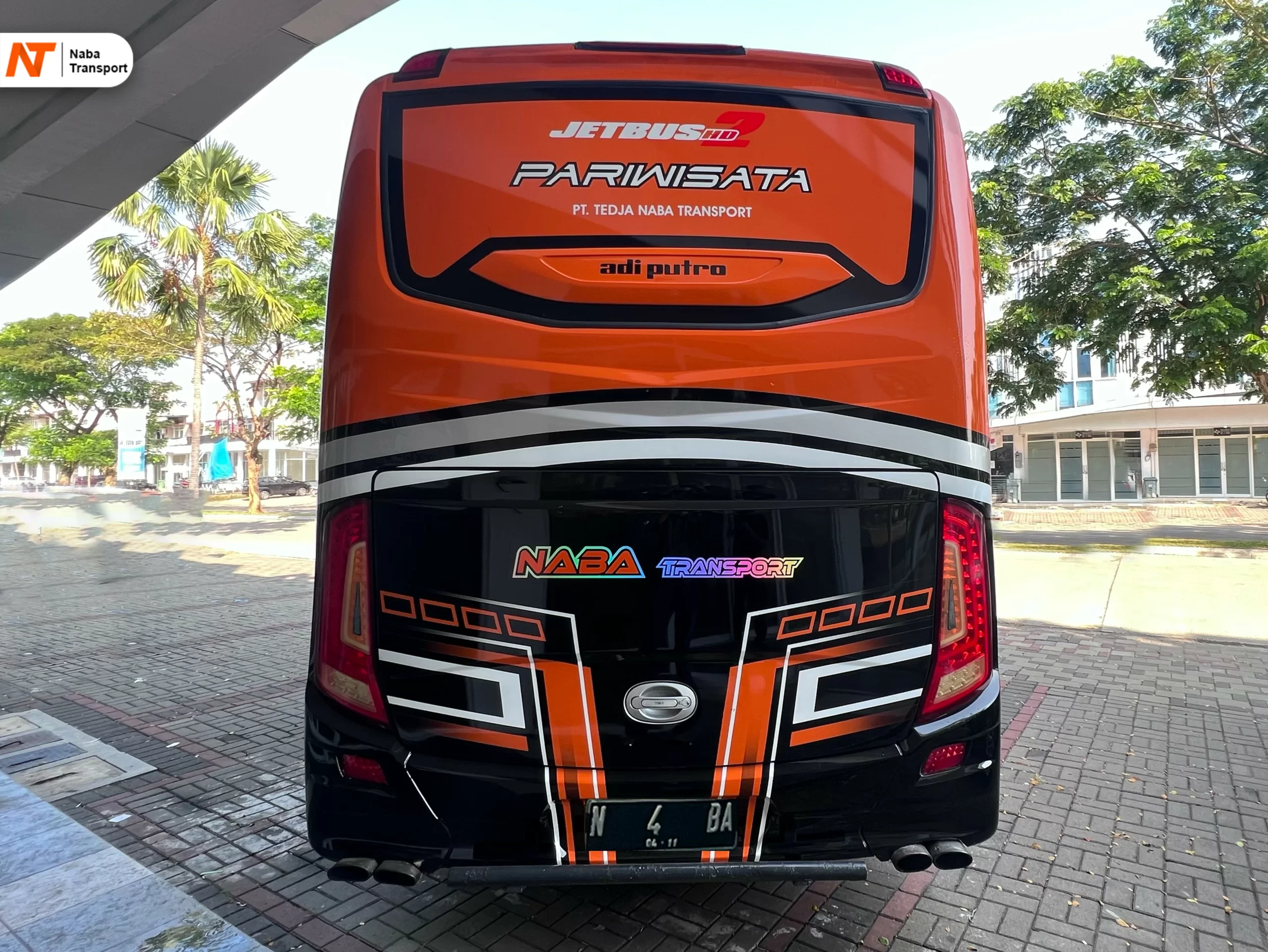 Belakang Medium Bus - sewa medium bus