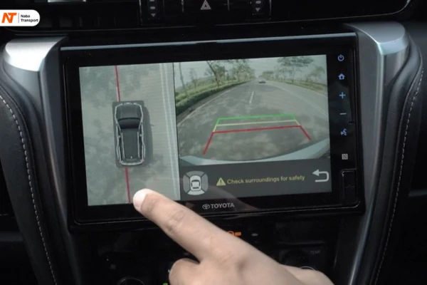 Fiturt keamanan Fortuner - sewa mobil Fortuner