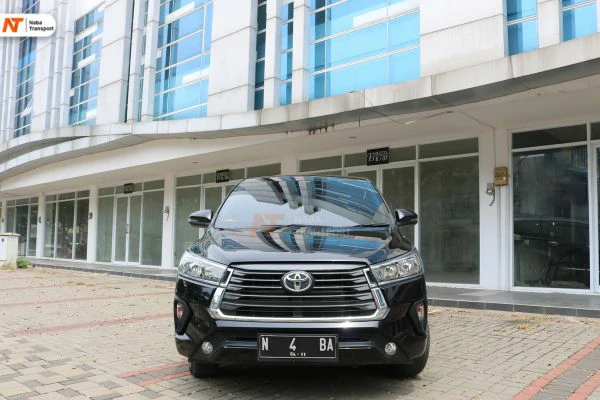 Sewa mobil Innova