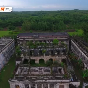 Benteng Van Den Bosc - rental mobil ngawi