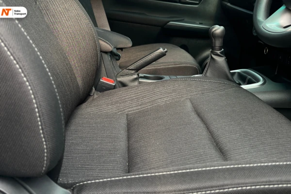 Kursi Hilux Double Cabin - sewa Hilux double cabin