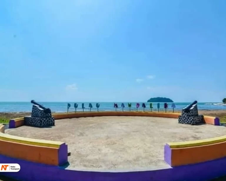 Pulau MandalikaSource by NativeIndonesia.com