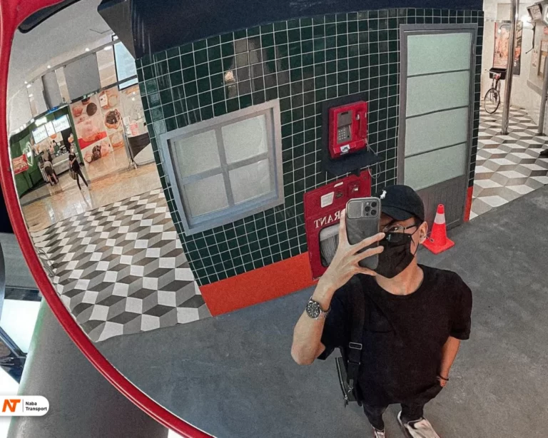 Spot Lotte AlleySource by Instagram @rixwoe