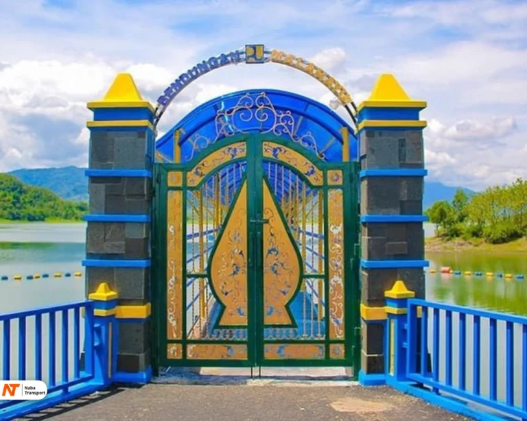 Gapura IkonikSource by Instagram @wadukmalahayuofficial