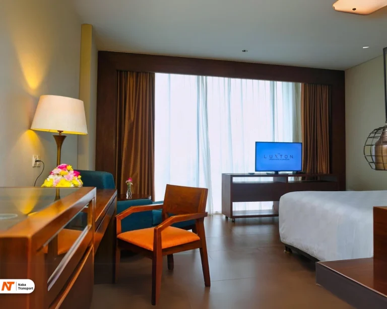 kamar hotel luxton