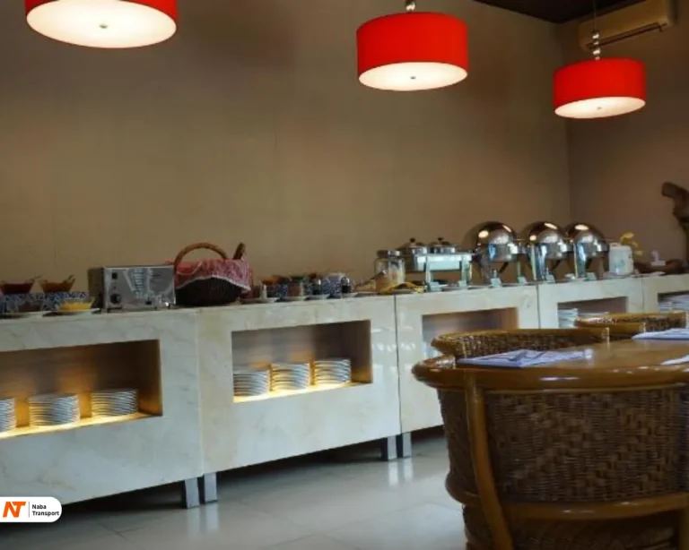 Makan source by agoda. Com