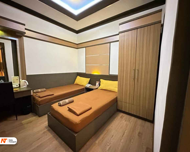 Standard Twin source by traveloka.com